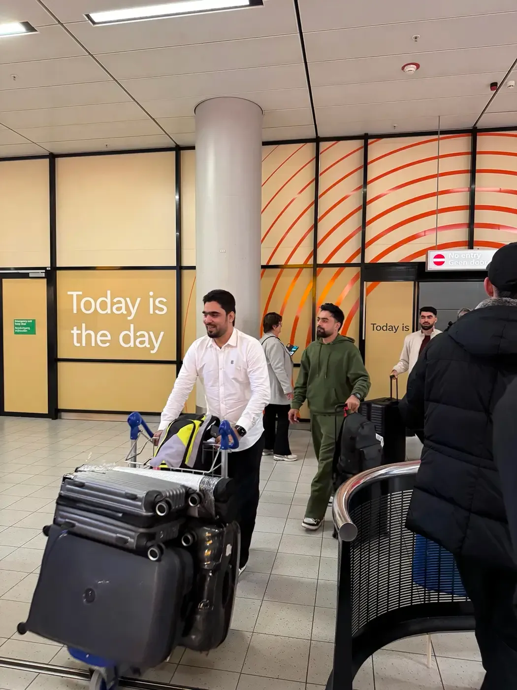 Arrival of the delegation at Schiphol